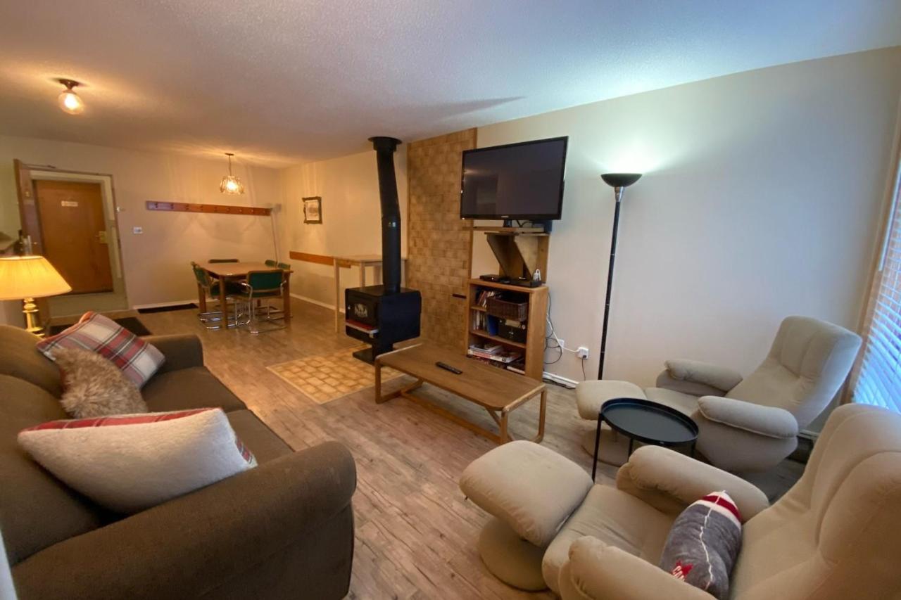 The Griz Inn By Park Vacation Management Fernie Dış mekan fotoğraf