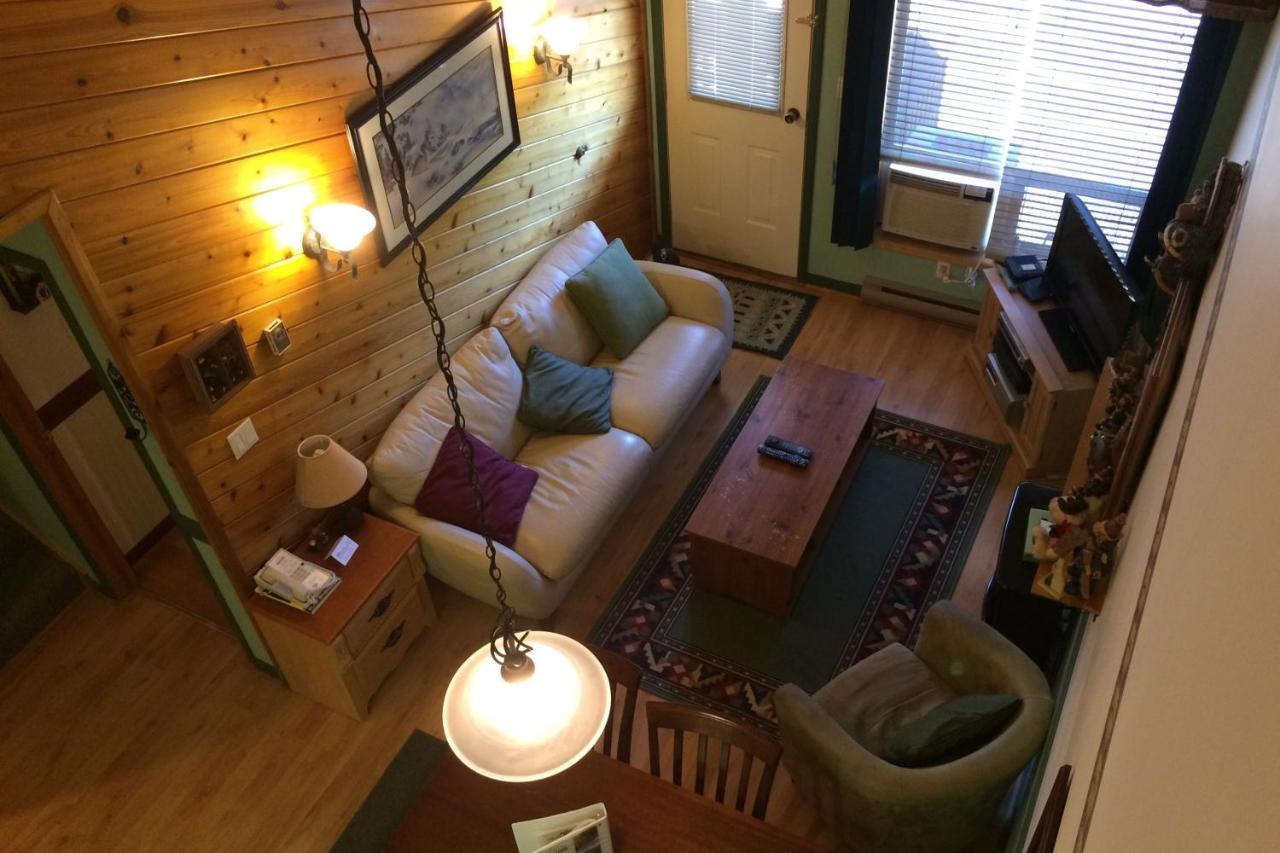 The Griz Inn By Park Vacation Management Fernie Dış mekan fotoğraf